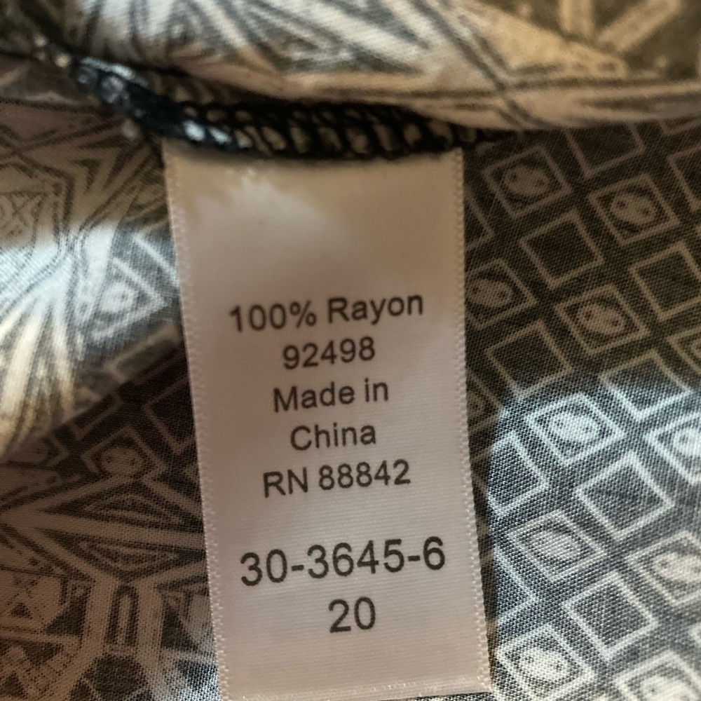 Ellos Black&White Patchwork Pattern Flowy Shirt - image 8